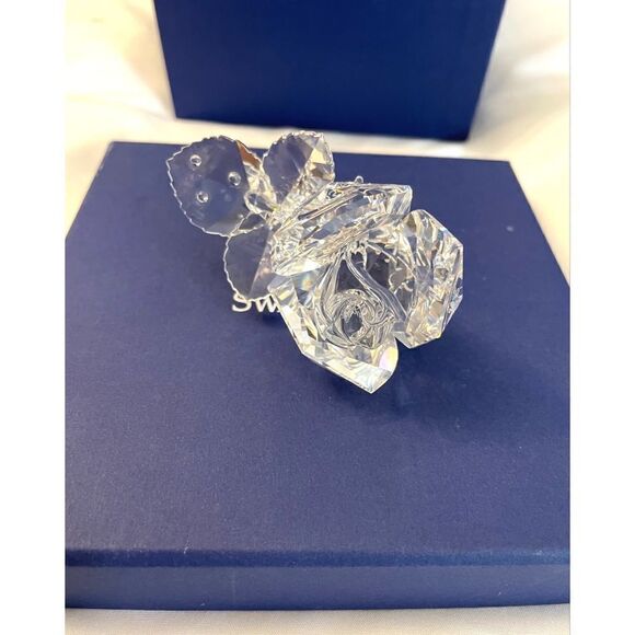 Vintage SWAROVSKI ROSES 890285 NIB Theme In the Secret Garden 6 3/4” X 3 1/8” - Picture 1 of 6